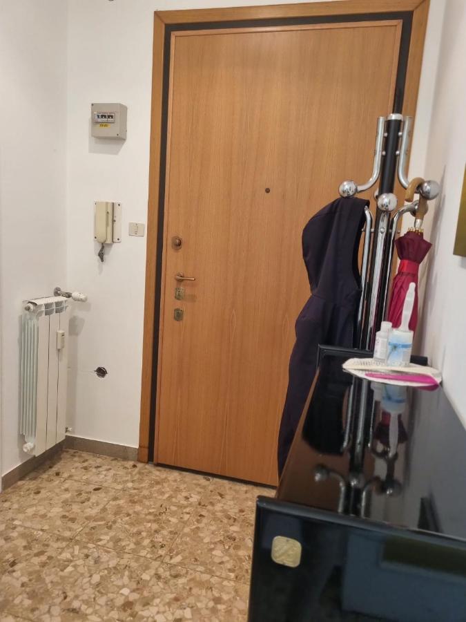 Ferienwohnung Ultimo Piano Con Parcheggio Triest Exterior foto