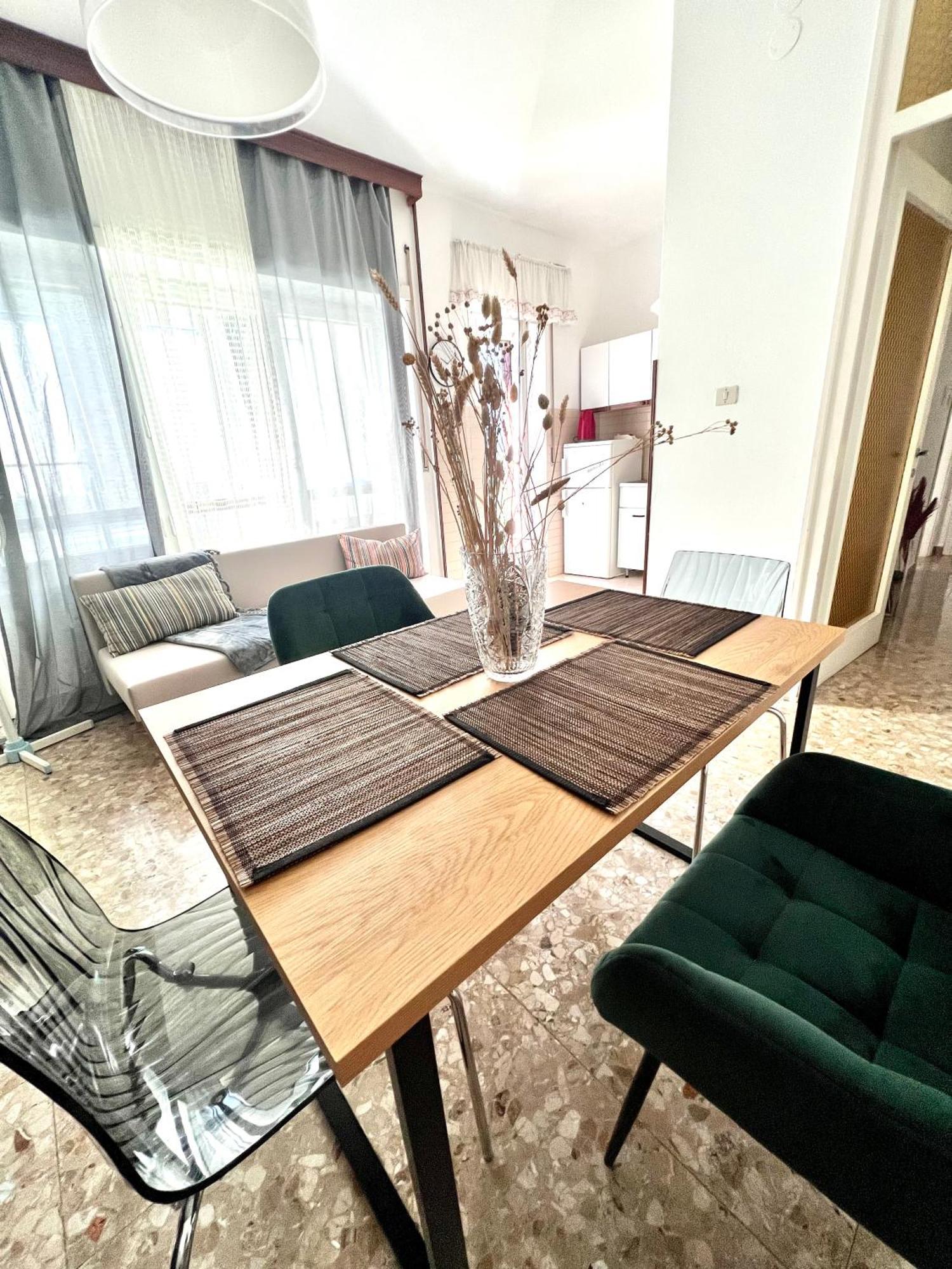Ferienwohnung Ultimo Piano Con Parcheggio Triest Exterior foto