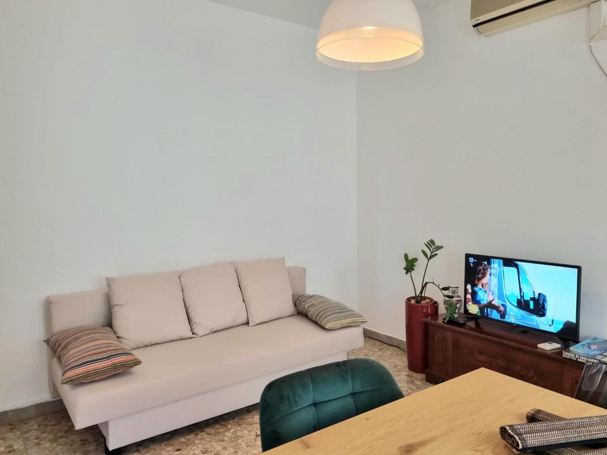 Ferienwohnung Ultimo Piano Con Parcheggio Triest Exterior foto